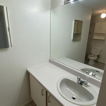 2 CH - 1 SDB - Granby - $1,299 /mo - Photo 4