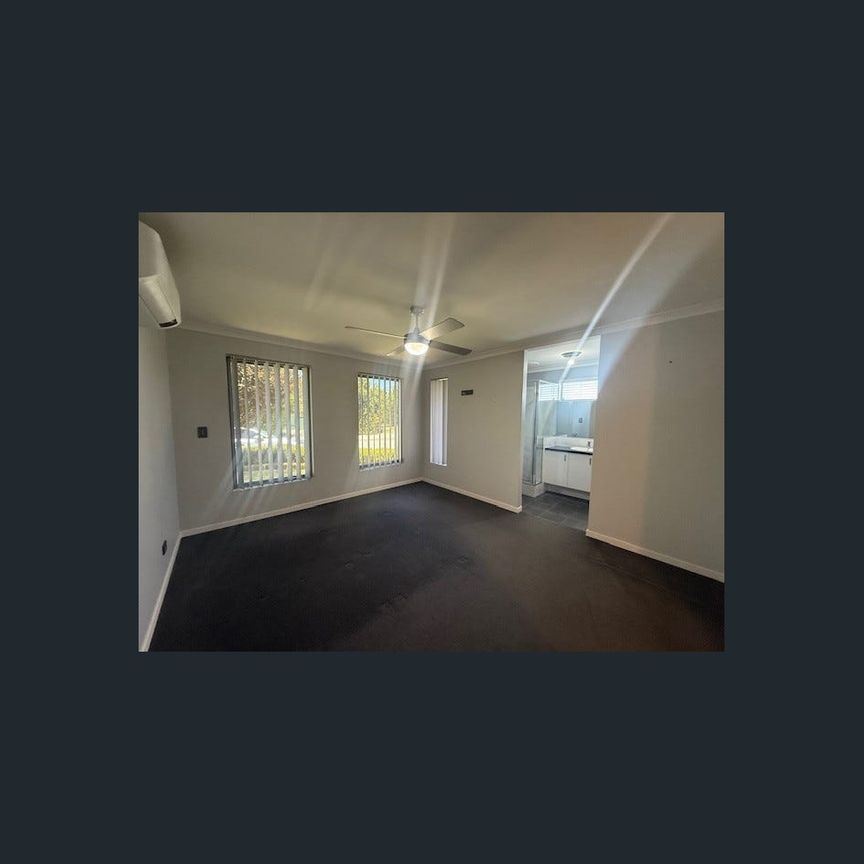 CLICK ON VIDEO ICON FOR 3D VIRTUAL WALKTHROUGH - Photo 1