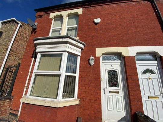 1 bedroom in a house share to rent - Photo 1