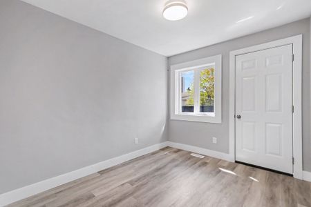 For Lease - 222 Mcarthur Avenue, Vanier and Kingsview Park, Ontario - Photo 5