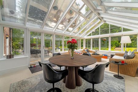 6 bedroom detached house to rent - Photo 2