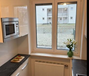 gepflegte möblierte 2-Zimmer-Terrassenwohnung mit EBK - Photo 6