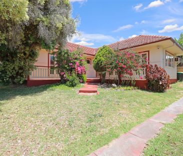 Character Home - Coastal Living - Spacious Block - Photo 1
