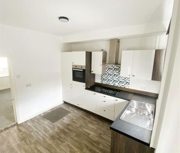 2 bed terraced house to rent in Ingham Street, Padiham, BB12 - Photo 1