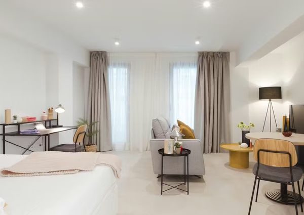 Calle Lazcano, Málaga, Andalusia 29008