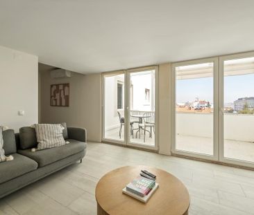 3 Bedroom Apartment, Monte Estoril, Cascais - Photo 3