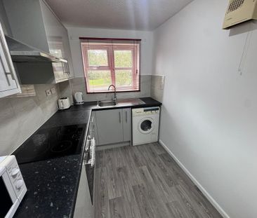 1 bedroom flat to rent - Photo 3
