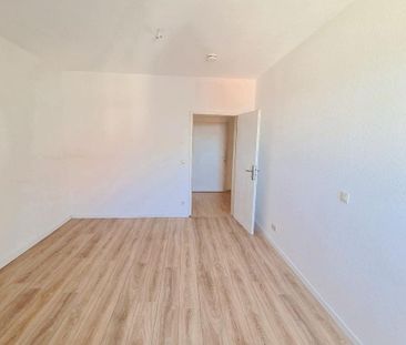 3-Zimmer-Dachgeschoss mit viel Platz zum Leben in zentraler Lage vo... - Photo 1