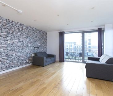 3 bedroom flat to rent - Photo 3