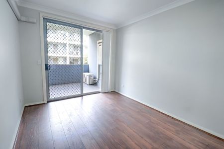 103/8B Myrtle Street - Photo 2