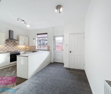 3 bedroom terraced house to rent - Photo 6