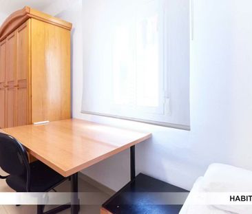 Calle Santo Ángel, Sevilla, Andalusia 41011 - Photo 6