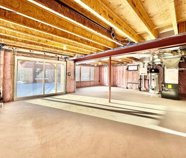 For Lease - 30 Sweet Cicely Street, Springwater, Ontario - Photo 6