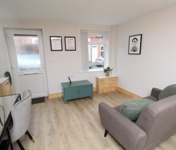 Denman Street, Nottingham, NG7 - Photo 2