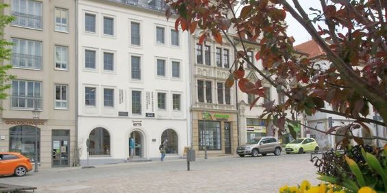 Altstadt-Juwel mit Herz: Dein gemütlicher Rückzugsort über den Dächern der Stadt! - Photo 3