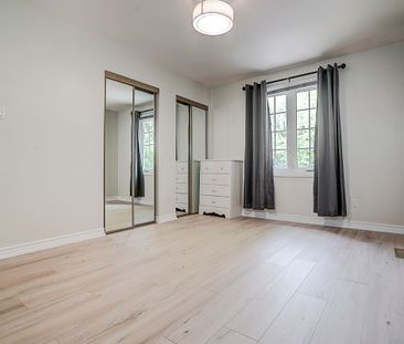 For Lease - 2294 Wyandotte Drive, Oakville, Ontario - Photo 2