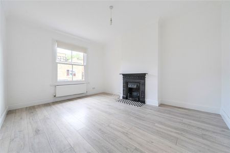 Little Park Gardens, EN2, Enfield - Photo 2