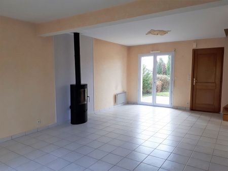 Location Maison 5 pièces 98m² - Photo 2