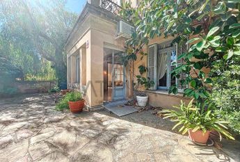 Casa señorial junto a la Clínica Teknon, Barcelona