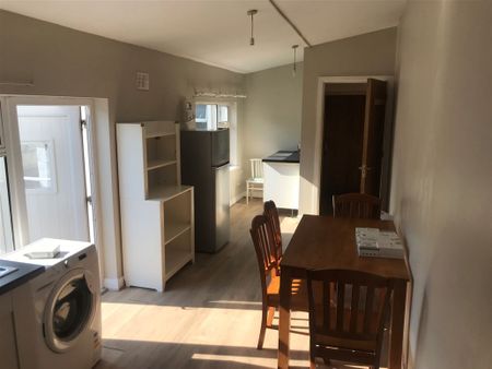 Flat B, First Floor, Old Post Office, Main Street, Roundwood, Wicklow - Photo 4