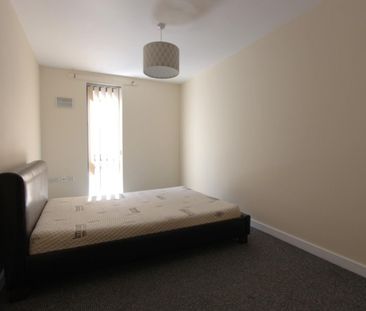 1 bedroom Flat To Let Total Size: 872 SQ FT - Photo 3