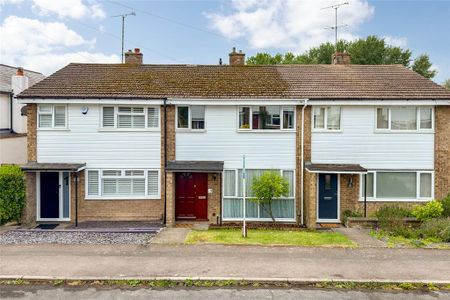 3 bedroom terraced house to rent - Photo 3