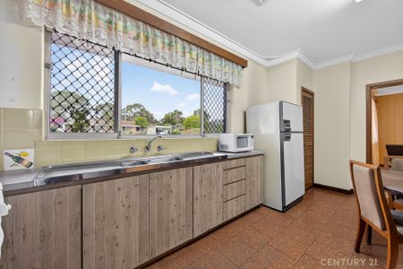 Well Presented, Great Location! - Photo 3