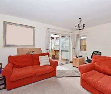 3 bedroom end of terrace house to rent - Photo 6