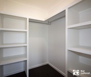 Contemporary Luxury Living - Photo 4