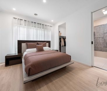 Modern Family Living in a Prime Craigieburn Location - Photo 1