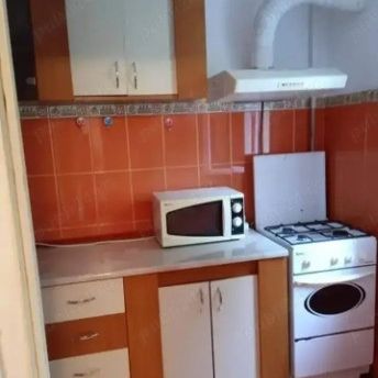 Brancoveanu etaj 1 confort 2 - Fotografie 3