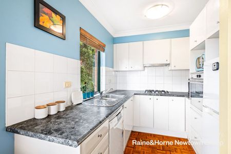 Fully furnished one bedroom apartment in the "Georgina Apartments" - Photo 4