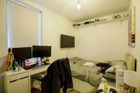 3 Bed Flat, Hardford Street, E1 - Photo 4