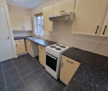 1 bedroom ground floor flat to rent - Photo 5