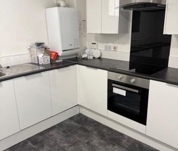 1 bedroom in a house share to rent - Photo 6