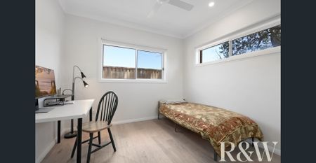 8a Westcombe Place, Rooty Hill, NSW 2766 - Photo 4