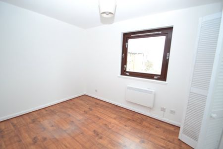30 Hutcheon Low Place, AB21 9WL, Aberdeen - Photo 5