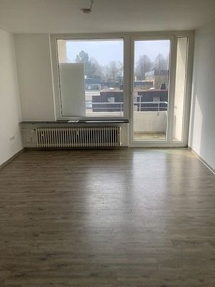 Großzügige 3-Zimmer-Wohnung mit Balkon in Schildesche / Freifinanziert - Foto 1