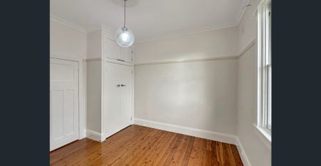 Newly Renovated Unit in the Heart of Katoomba! - Photo 3