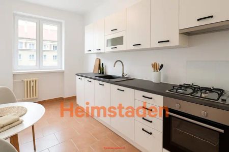 Pronájem bytu 2+1 55 m - Fotografie 3