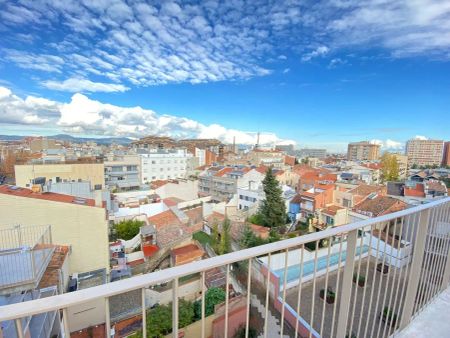 Piso de alquiler en Carrer Carrer de Les Tres Creus, Centre - Foto 4