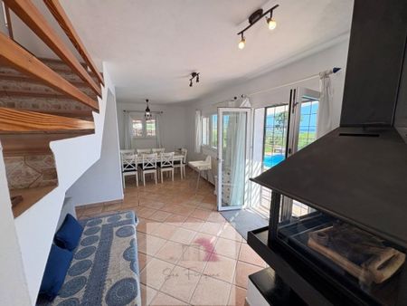 Luxury Villa for rent in Santa Eulària des Riu, Balearic Islands - Photo 3