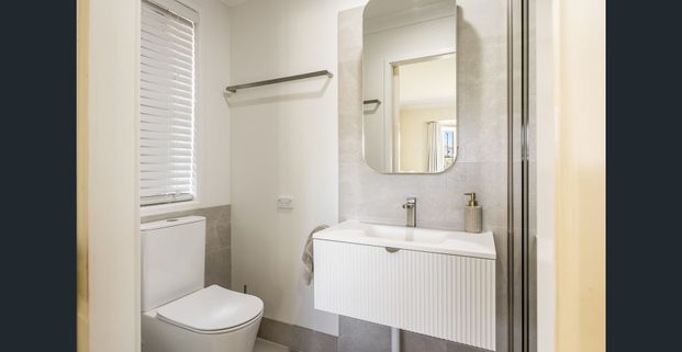 Relaxed Beachside Living in a Peaceful Cul-de-Sac - Photo 1