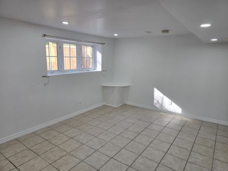 For Lease - 65 Park Crescent Unit# BSMT A, Richmond Hill, Ontario - Photo 4