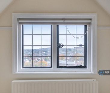 4 bedroom detached house to rent - Photo 5