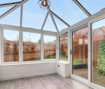 3 bedroom semi-detached house to rent - Photo 6