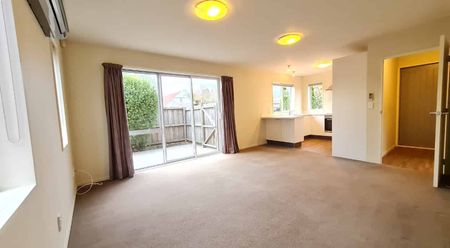 Woolston - 2 Bedroom - Photo 5