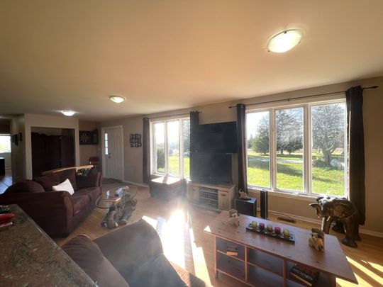 For Lease - 6783 Cochrane Street Unit# Main, Whitby, Ontario - Photo 1