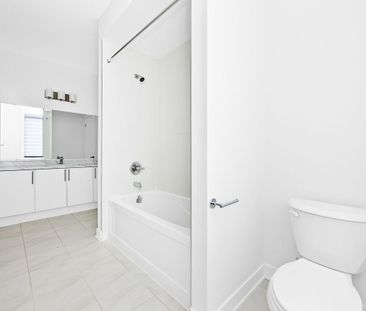 For Lease - 1039 Thompson Drive, Oshawa, Ontario - Photo 3