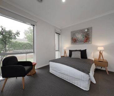 Low maintenance family living - Photo 3